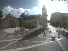 Obraz podglądu z kamery internetowej Benevento - Church of St. Sophia